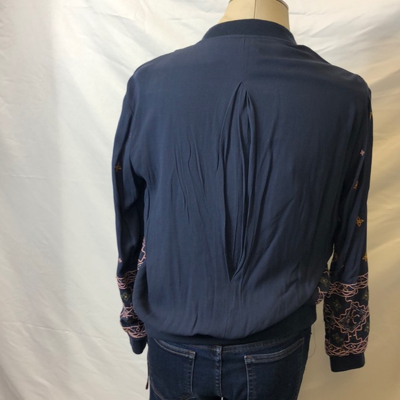 NWOT Embroidered Bomber Jacket - Picture 4 of 9